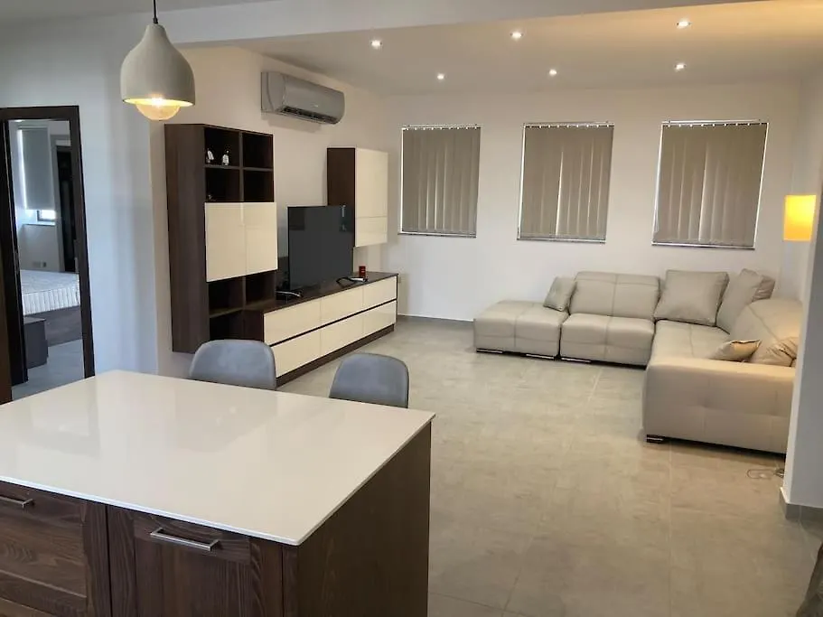 Elegant Maisonette In Malta By Assetflow Pro Apartment Marsaskala
